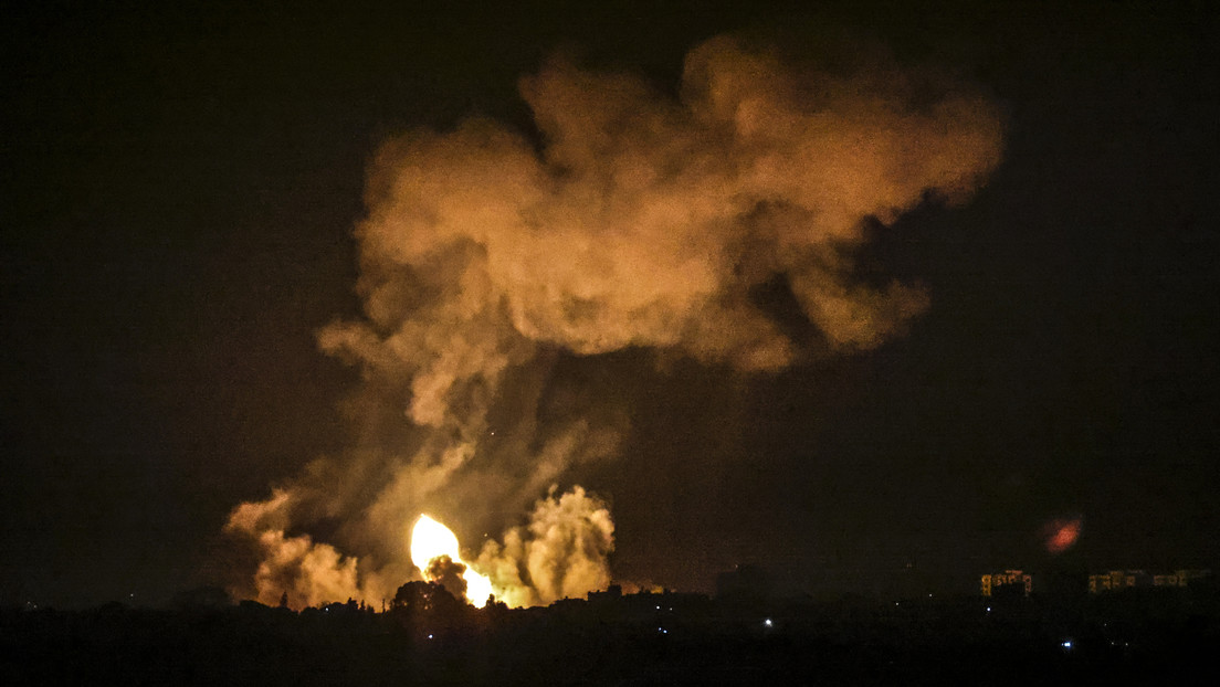 Israel ataca varios objetos en la Franja de Gaza en respuesta al disparo de cohetes contra su territorio (FOTO, VIDEO)