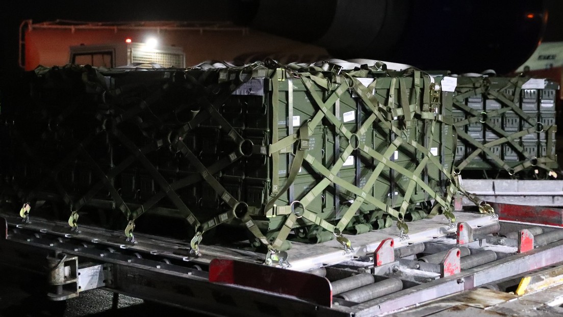 VIDEO: Ucrania recibe más de 90 toneladas de armamentos en su primer lote del "paquete de seguridad" de EE.UU.