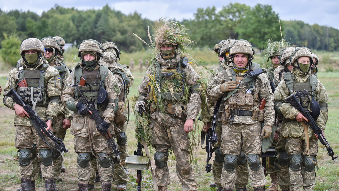EE.UU. señala que los instructores de la Guardia Nacional permanecen en Ucrania y anuncia la entrega de un nuevo lote de armas "letales y no letales"