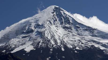 «¿Quién escucha el grito del Lanín?»: Los pueblos mapuches alertan sobre la «explotación sin control» del volcán que comparten Argentina y Chile