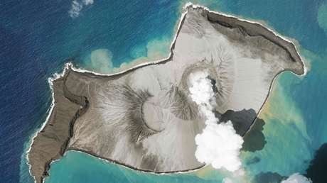 La Red Geocientífica de Chile desmiente reportes de una nueva «gran erupción» del volcán submarino en Tonga