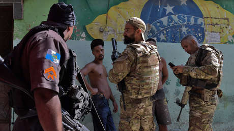 Polémica operación policial en Río de Janeiro: despliegan 1.200 agentes para «recuperar» el control de una favela