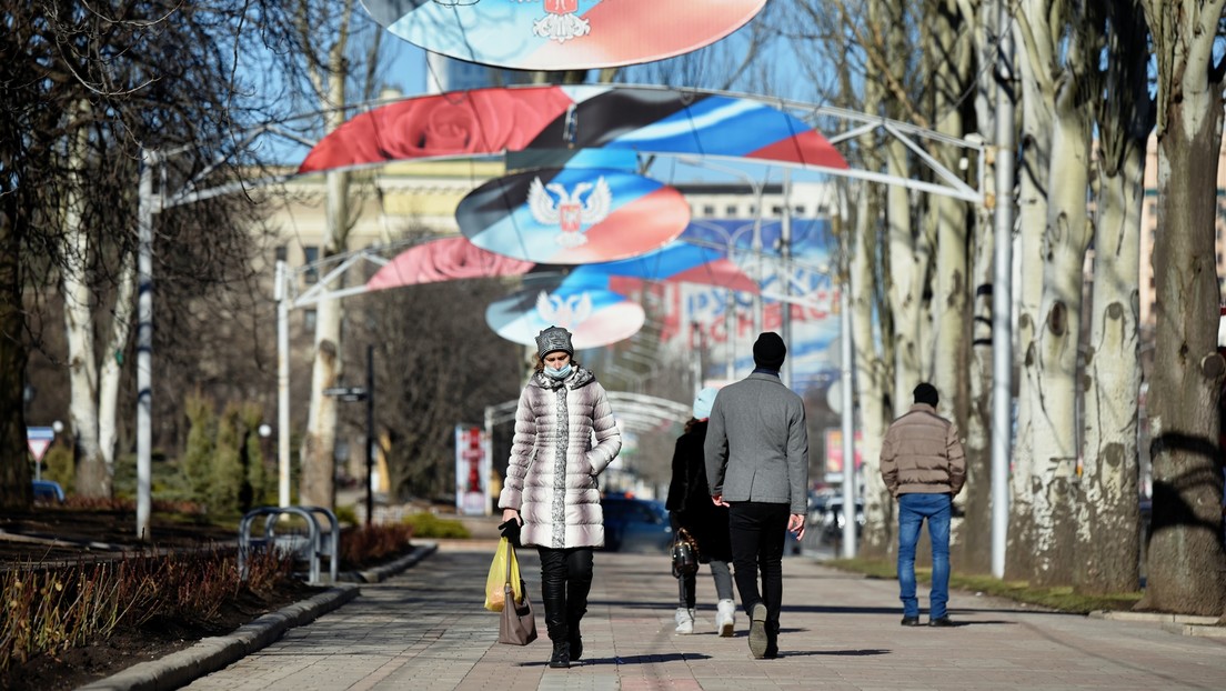 Los líderes de Donetsk y Lugansk instan a la población a evacuar hacia Rusia ante una posible ofensiva de Kiev