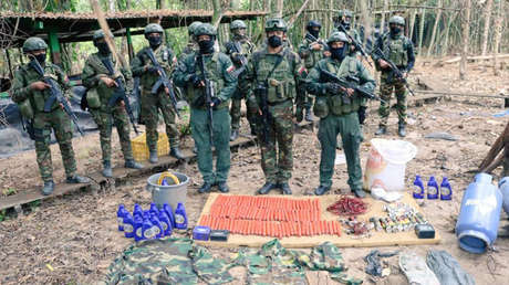 Las autoridades venezolanas incautan 5.000 barras de explosivos de fabricación militar colombiana en el estado fronterizo de Apure