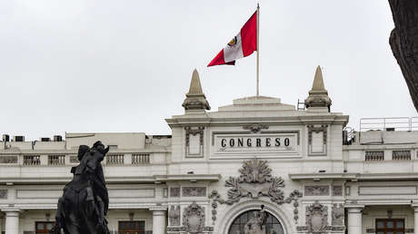 El Gobierno de Perú presenta una denuncia constitucional contra la presidenta del Congreso por su "propósito golpista"