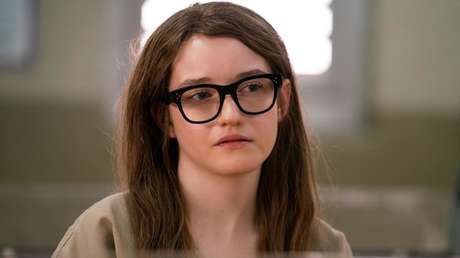 "Una versión ficticia de mí misma": La estafadora que engañó a la élite de Nueva York critica la nueva serie de Netflix basada en su historia