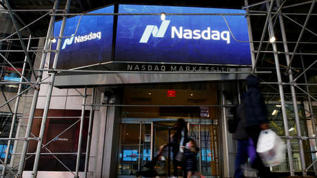 El índice Nasdaq Composite cae en el ‘cruce de la muerte’ por primera vez en dos años