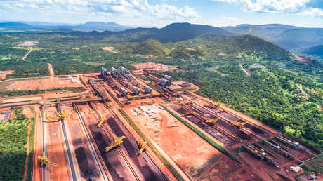 El 'modus operandi' de los gigantes mineros y los inversores internacionales en Brasil para apropiarse de territorios indígenas en la Amazonía