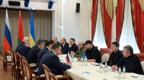 Moscú y Kiev delimitan «ciertas decisiones» durante las conversaciones en Bielorrusia y acuerdan una segunda reunión