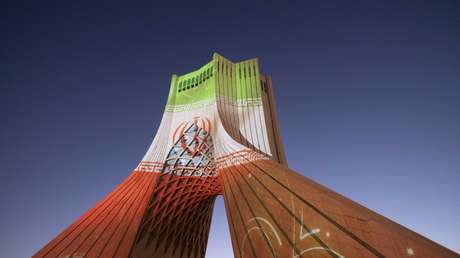 Irán afirma que la falta de «decisión política de EE.UU.» lleva a que las conversaciones para reactivar el acuerdo nuclear «se compliquen cada hora»