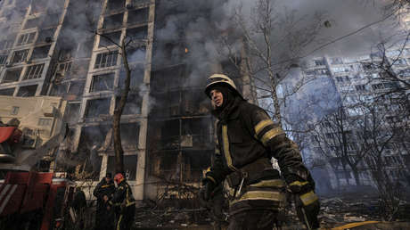 Bloomberg: La Unión Europea baraja usar activos de los magnates rusos sancionados para "reparaciones de guerra" en Ucrania