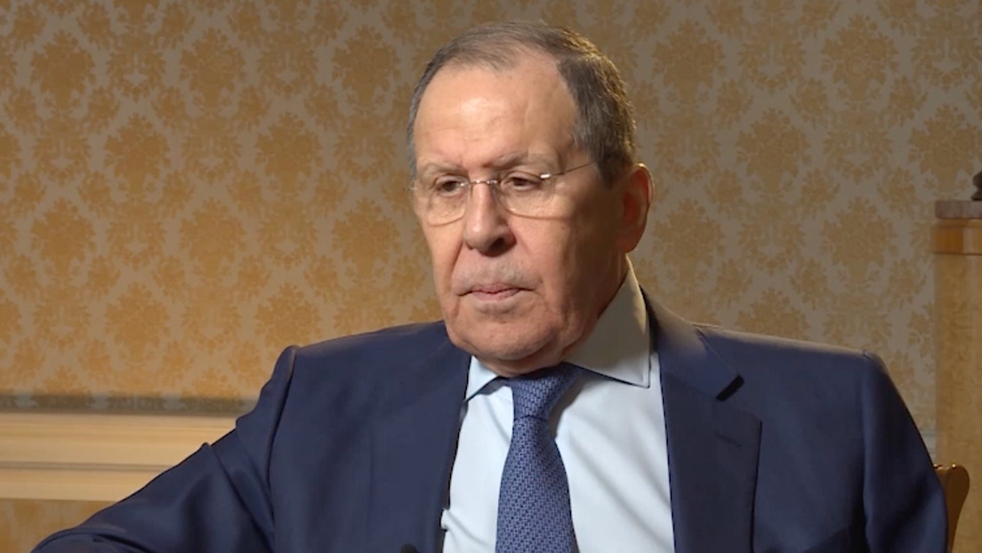 Lavrov: Occidente convierte a Ucrania 