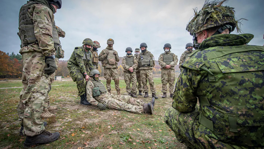 Radio-Canada: Miembros del batallón neonazi Azov habrían participado en los programas de capacitación ofrecidos por Ottawa a Kiev