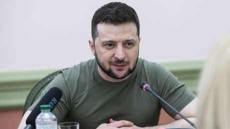 "Son lo que son": Fox News elimina de una entrevista con Zelenski su respuesta a una pregunta sobre el batallón Azov y sus "atrocidades"