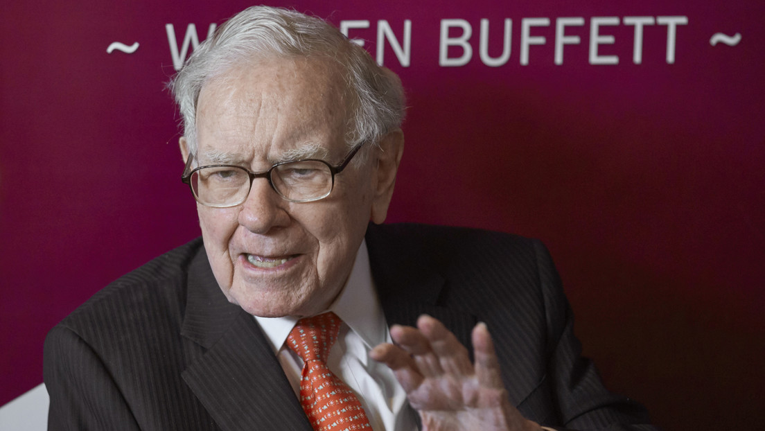 Warren Buffett afirma que no compraría todos los bitcóines del mundo ni por 25 dólares y explica por qué