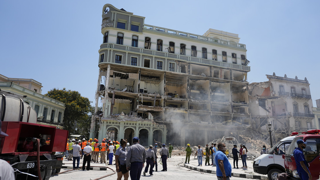 La explosión en el Hotel Saratoga, frente al Capitolio de La Habana, deja 8 muertos, 13 desaparecidos y una treintena de heridos