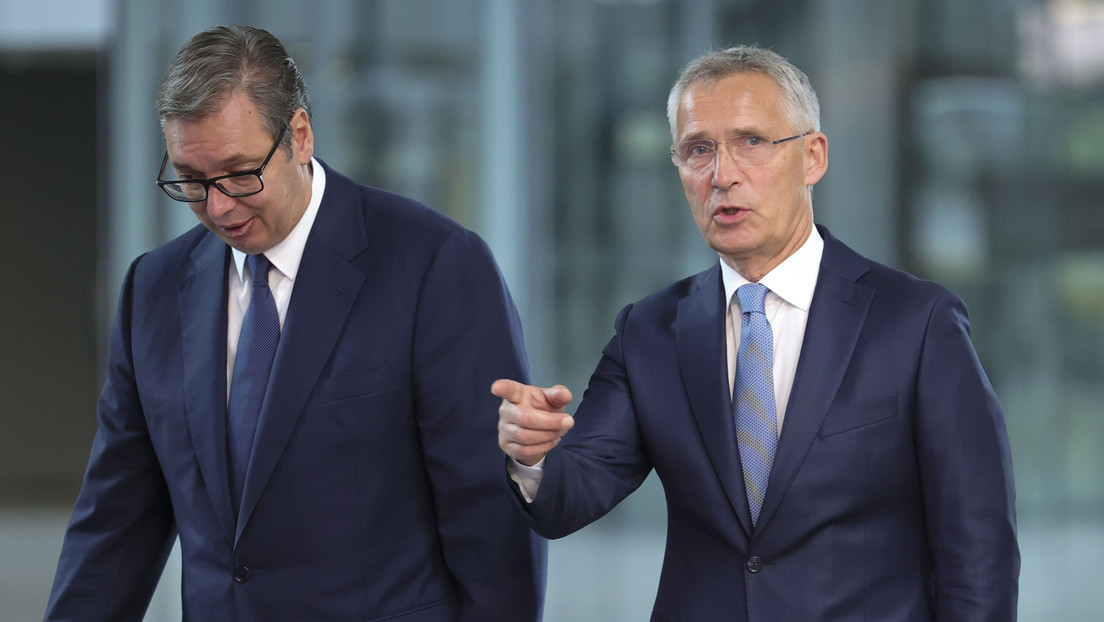 Stoltenberg: La OTAN está preparada para intervenir si se amenaza la estabilidad en Kosovo