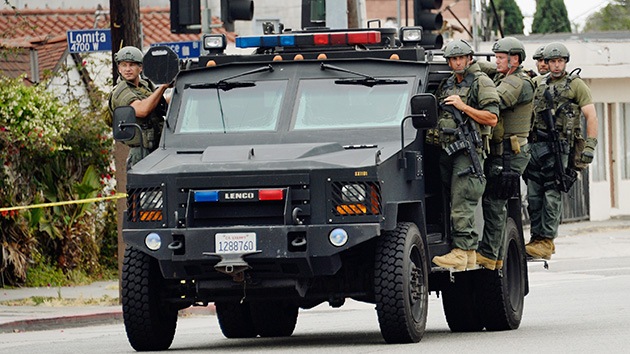 Policías de EE.UU.: De héroes a villanos