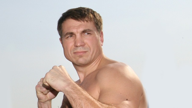 Boxeador ruso inicia su carrera política en EE.UU.