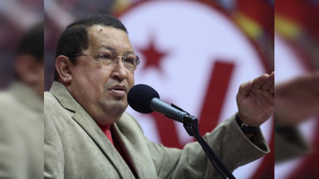 Hugo Chávez: "¡Aquí voy, levantando el vuelo como el Cóndor!"