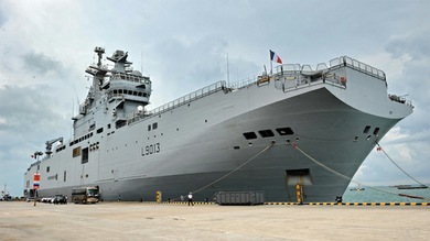 Francia critica la doble moral de Londres por reprobar el acuerdo de los Mistral