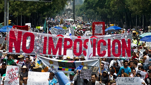 México planta cara a la victoria electoral de Peña Nieto con una marcha nacional