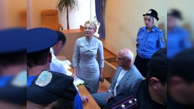 El ex presidente ucraniano Yúshchenko testifica contra Timoshenko