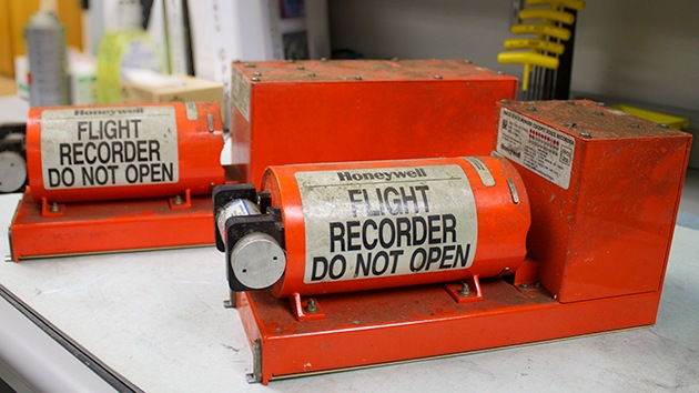 Revelan los primeros datos de las cajas negras del Boeing siniestrado en Ucrania