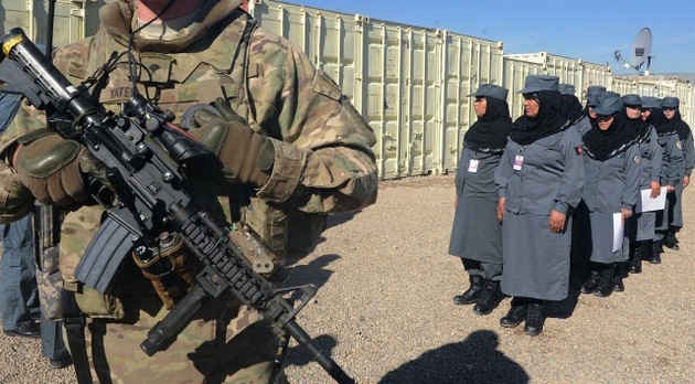 Una policía afgana mata a tiros a un asesor militar de EE.UU.