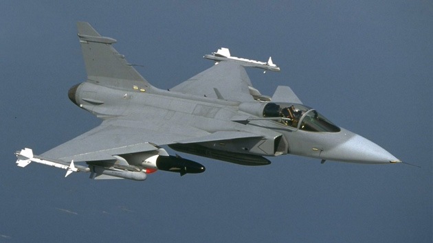 Voces escépticas acompañan el programa del primer avión de combate turco
