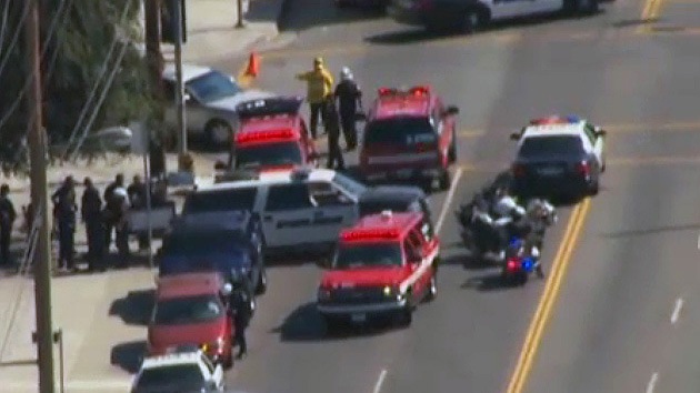 Un hombre de 100 años estrella su Cadillac y deja a 11 personas heridas