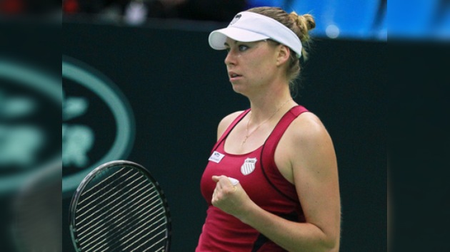 Zvonariova y Dushévina avanzan a cuartos de final de la Copa Kremlin