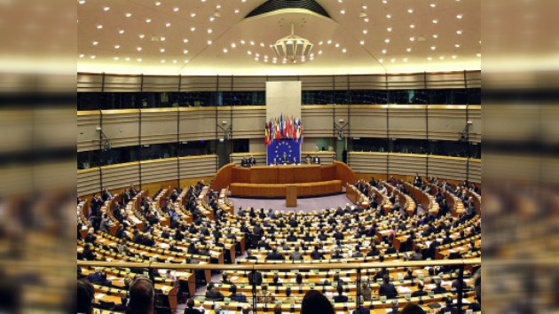 La derecha europea no se fía de la propuesta española sobre Cuba