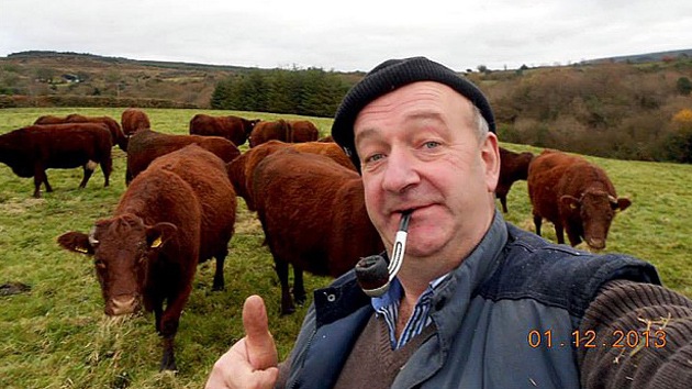 El concurso de 'autofotos' de granjeros irlandeses se vuelve viral en Internet