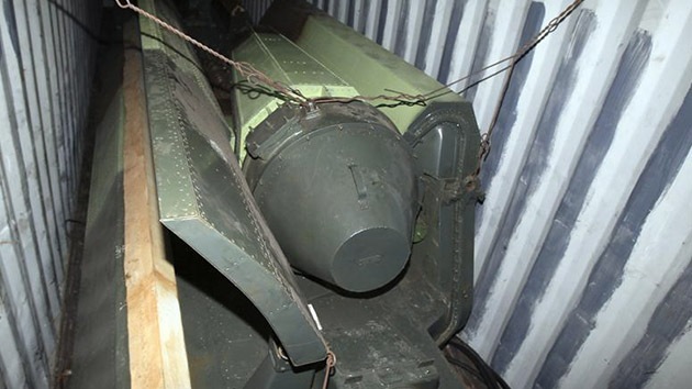 El buque retenido en Panamá llevaba armamento "obsoleto" de Cuba para reparar