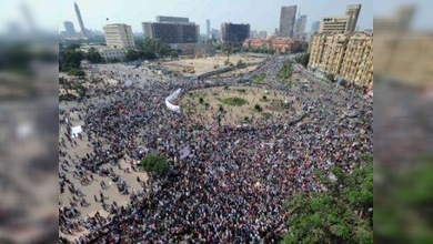 La plaza Tahrir urge a los militares egipcios a que haya cambios reales