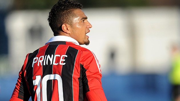Acusan a hinchas por insultos racistas contra el jugador del Milan AC Boateng