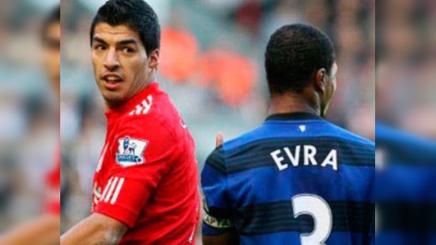 Unos comentarios racistas le costarán 60.000 dólares al delantero uruguayo Luis Suárez