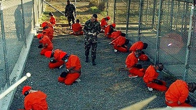 La penitencia de un general: "Fundé el centro de detención en Guantánamo. Fue un error"