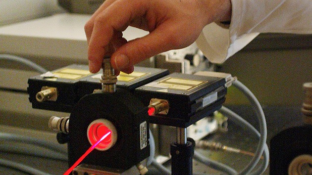 La luz ayudará a fabricar capas de invisibilidad