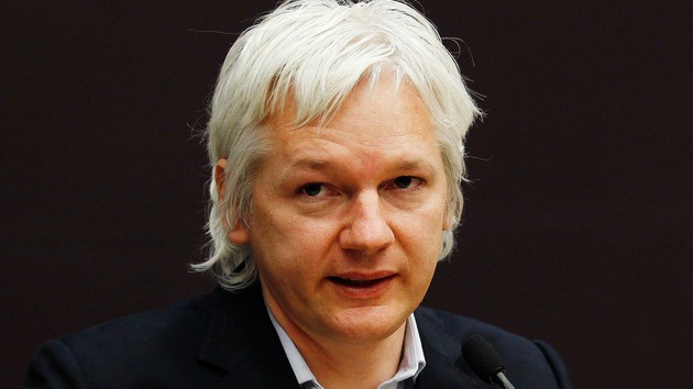 Londres ignora los problemas cardíacos que padece Assange y le niega asistencia médica