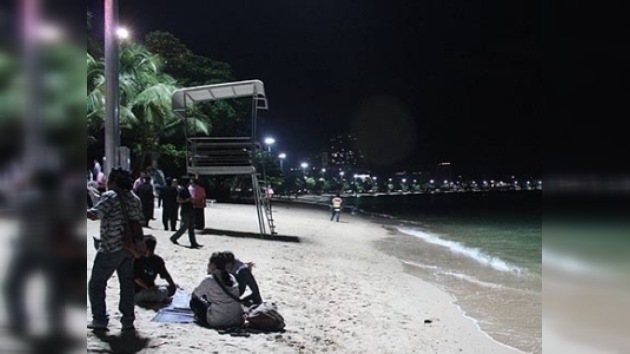 Cámaras en la playa tailandesa contra la prostitución y los actos impúdicos