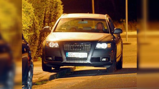 Una pareja alemana vive en su automóvil