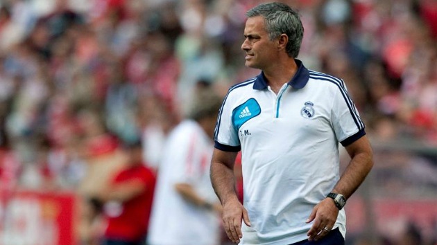 Mourinho demanda al periodista que lo llamó "nazi portugués"