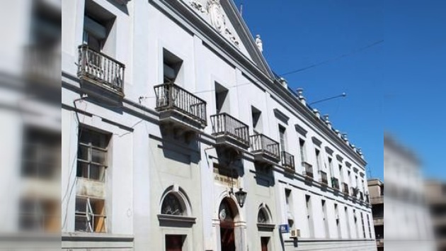 Detienen a dos enfermeros en Uruguay acusados de matar a sus pacientes