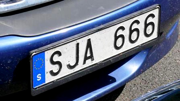 Suecia deja al diablo en la cuneta: retiran la matrícula con el 666
