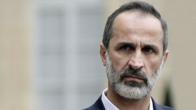 Dimite el líder de la oposición siria
