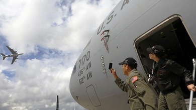 Boeing vs Airbus: Gigantes aeronáuticos compiten en el segmento militar