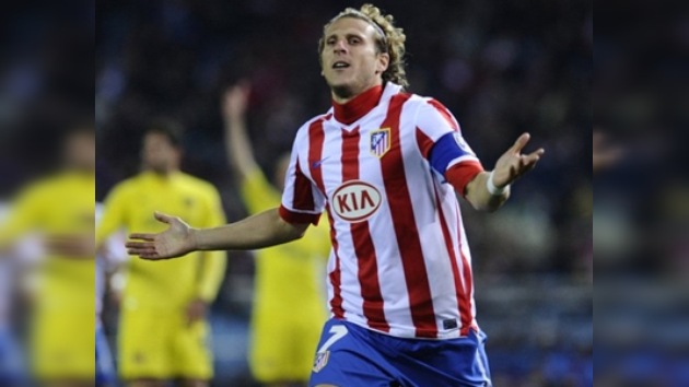 Dinamo de Moscú se suma en la pugna por Diego Forlán