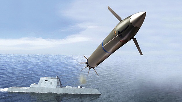 EE.UU. ensaya con éxito misiles guiados por destructores clase Zumwalt